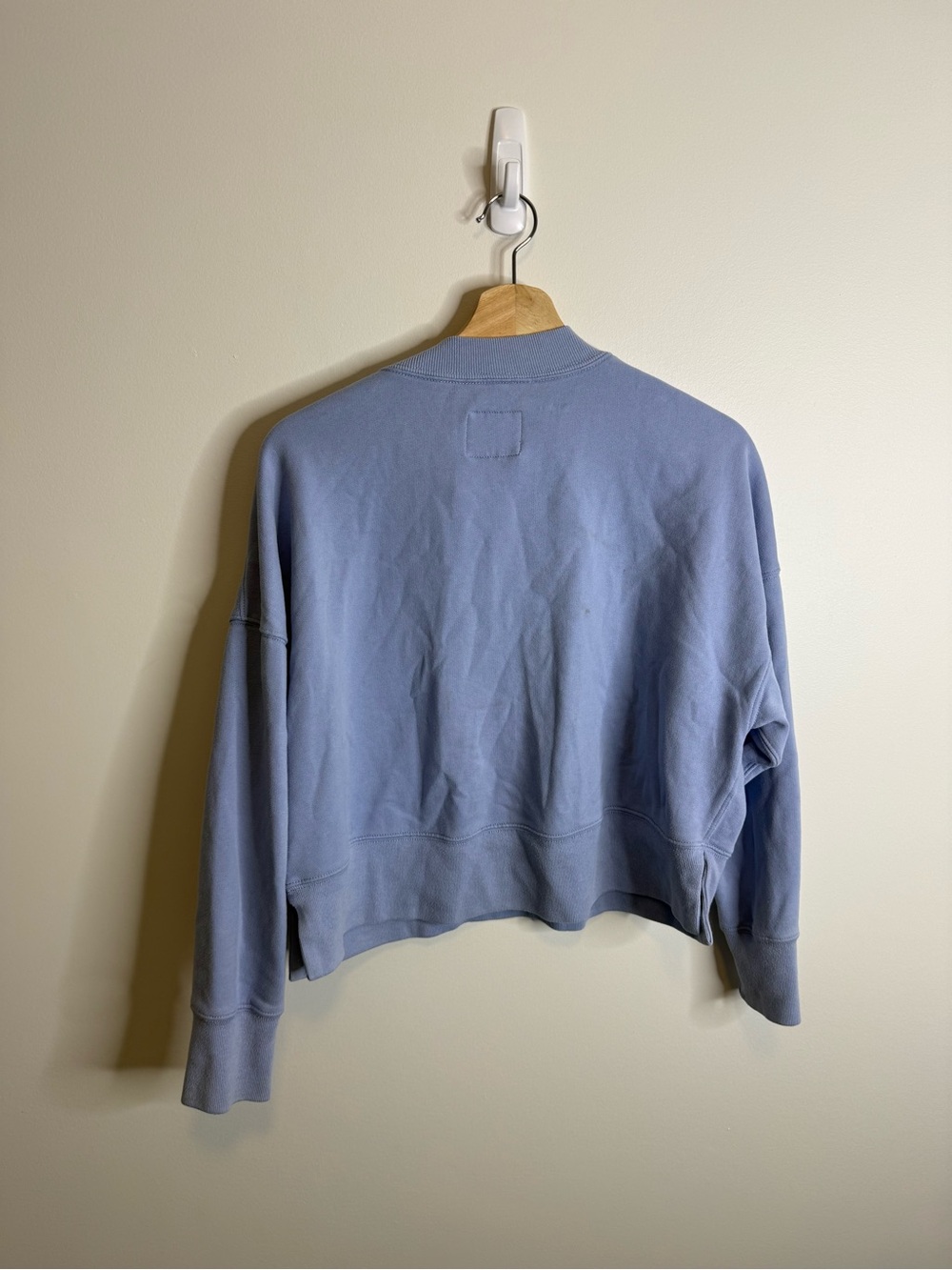 Abercrombie & Fitch Lavender Crewneck Sweatshirt Button down sweater size small - Picture 7 of 7
